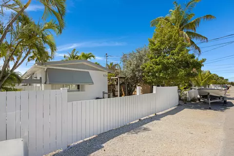 12 14a 12th Ave # A, Stock Island, FL 33040