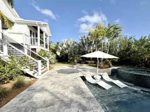 Exterior - 29 Key Haven Rd, Key West, FL 33040 photo 6 of 22