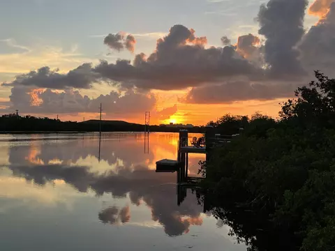 View/Area - 29 Key Haven Rd, Key West, FL 33040 photo 7 of 10