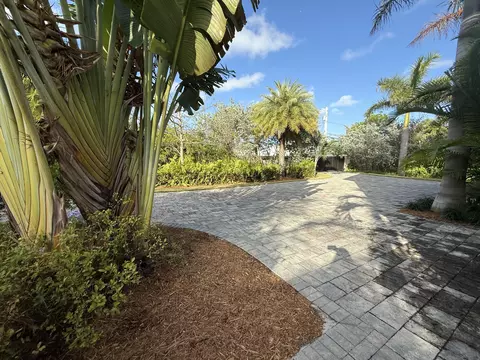 Exterior - 29 Key Haven Rd, Key West, FL 33040 photo 15 of 22
