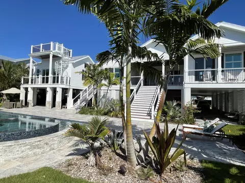 Exterior - 29 Key Haven Rd, Key West, FL 33040 photo 2 of 22