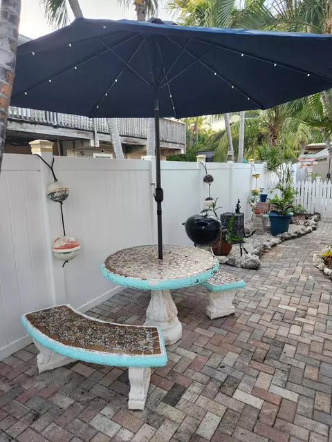 Exterior - 331 Ave F, Key West, FL 33040 photo 3 of 6