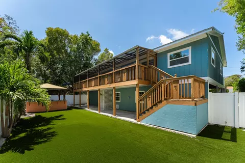 112 Peace Ave, Tavernier, FL 33070