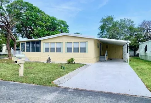 901 S Emerald Dr, Key Largo, FL 33037