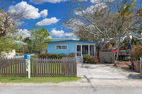 107 Tavern Dr, Tavernier, FL 33070