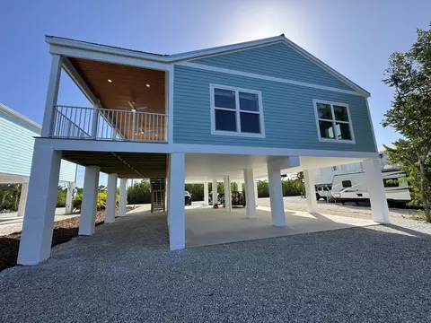 27215 Mariposa Rd, Summerland Key, FL 33042