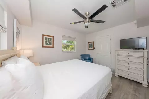 Bedroom - 58121 Morton St, Marathon, FL 33050 photo 5 of 13