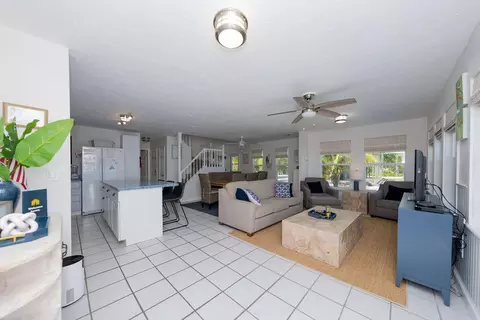 Living - 58121 Morton St, Marathon, FL 33050 photo 6 of 8