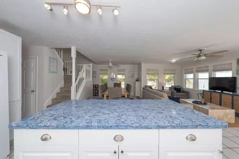 Kitchen - 58121 Morton St, Marathon, FL 33050 photo 3 of 8