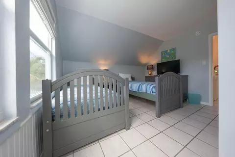Bedroom - 58121 Morton St, Marathon, FL 33050 photo 9 of 13