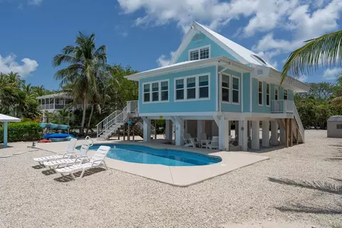 Exterior - 58121 Morton St, Marathon, FL 33050 photo 6 of 18