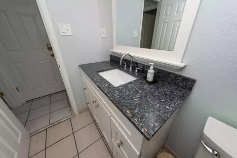 Bath - 58121 Morton St, Marathon, FL 33050 photo 3 of 8
