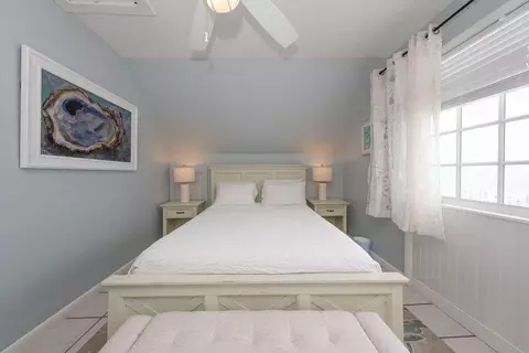 Bedroom - 58121 Morton St, Marathon, FL 33050 photo 8 of 13