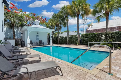 Exterior - 119 Simonton St, Key West, FL 33040 photo 4 of 5