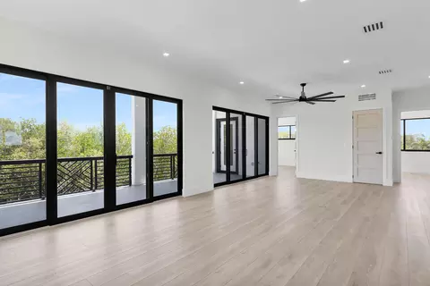 Living - 199 Stirrup Key Blvd, Marathon, FL 33050 photo 2 of 2