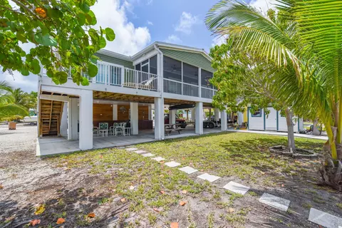 29555 Enterprise Ave, Big Pine Key, FL 33043