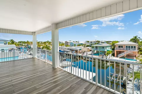 Exterior - 720 Boyd Dr, Key Largo, FL 33037 photo 3 of 8