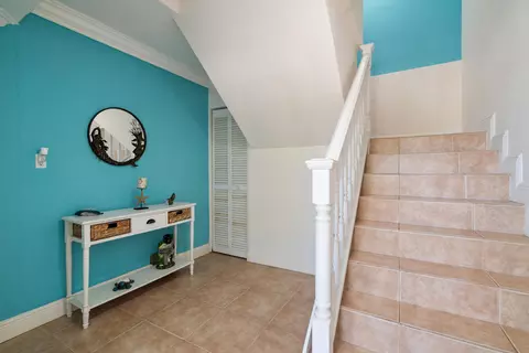 Entry Way - 720 Boyd Dr, Key Largo, FL 33037 photo 2 of 2