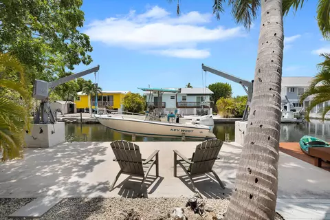 Exterior - 29114 Cedar Dr, Big Pine Key, FL 33043 photo 1 of 20