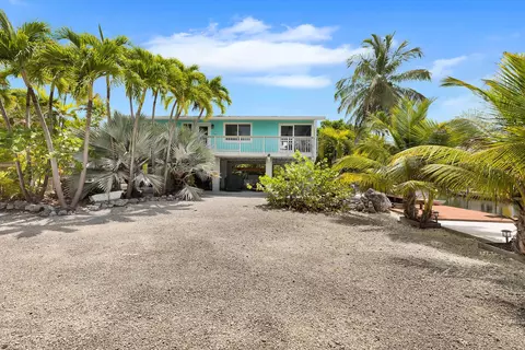 Exterior - 29114 Cedar Dr, Big Pine Key, FL 33043 photo 17 of 20