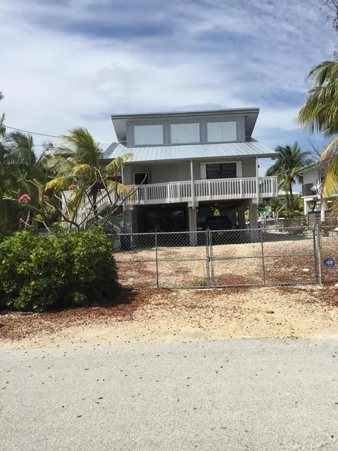 100 3rd Ln, Key Largo, FL 33037
