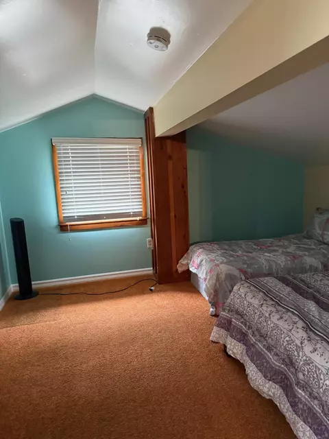 Bedroom - 100 3rd Ln, Key Largo, FL 33037 photo 1 of 2