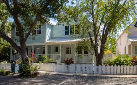 34 Golf Club Dr, Key West, FL 33040