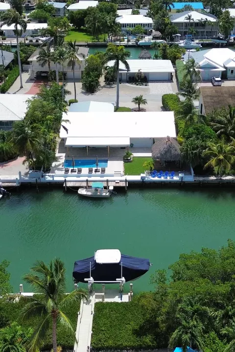 View/Area - 641 12th St #KEY colony, Key Colony Beach, FL 33051 photo 3 of 6