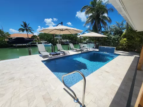 Exterior - 641 12th St #KEY colony, Key Colony Beach, FL 33051 photo 9 of 11