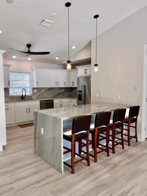 Kitchen - 641 12th St #KEY colony, Key Colony Beach, FL 33051 photo 2 of 2