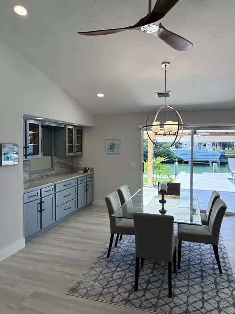 Dining - 641 12th St #KEY colony, Key Colony Beach, FL 33051 photo 1 of 3