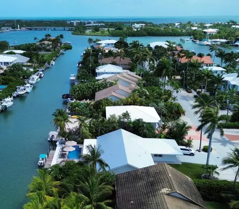 View/Area - 641 12th St #KEY colony, Key Colony Beach, FL 33051 photo 2 of 6