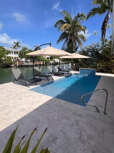 Exterior - 641 12th St #KEY colony, Key Colony Beach, FL 33051 photo 5 of 11