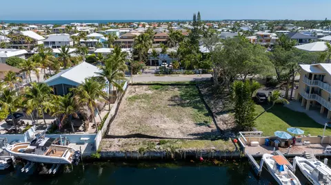 483 Bahia Ave, Key Largo, FL 33037