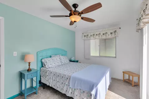 Bedroom - 19 Park Dr, Key Largo, FL 33037 photo 7 of 11