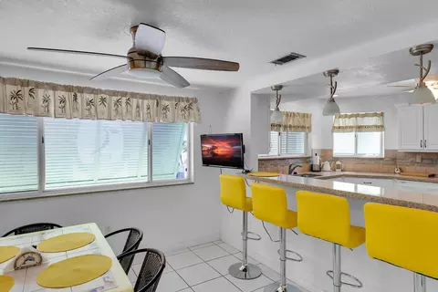 Kitchen - 19 Park Dr, Key Largo, FL 33037 photo 2 of 3