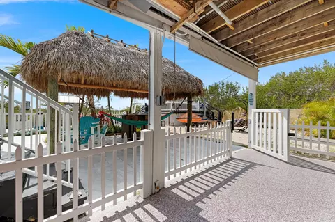 Exterior - 3746 Park Ave, Big Pine Key, FL 33043 photo 15 of 19