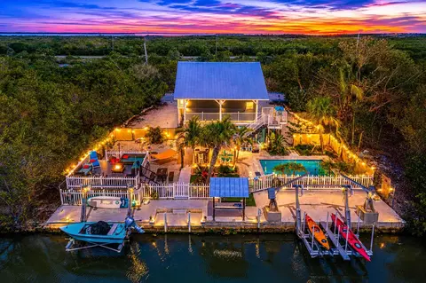 3746 Park Ave, Big Pine Key, FL 33043