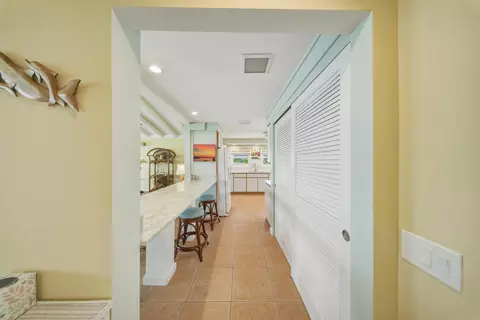 Entry Way - 23 Treasure Rd, Marathon, FL 33050 photo 2 of 2