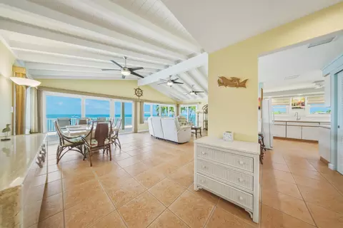 Entry Way - 23 Treasure Rd, Marathon, FL 33050 photo 1 of 2