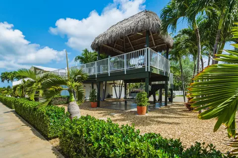 Exterior - 23 Treasure Rd, Marathon, FL 33050 photo 11 of 34