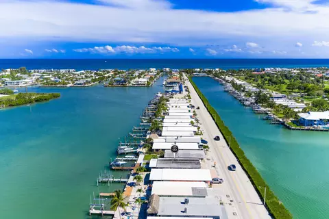 33 Sadowski, Key Colony, FL 33051