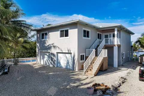 Exterior - 217 Bruce Ct, Marathon, FL 33050 photo 3 of 16