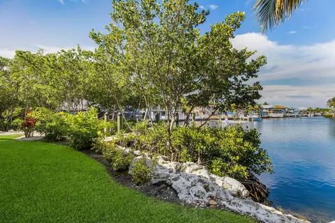 Exterior - 217 Bruce Ct, Marathon, FL 33050 photo 11 of 16