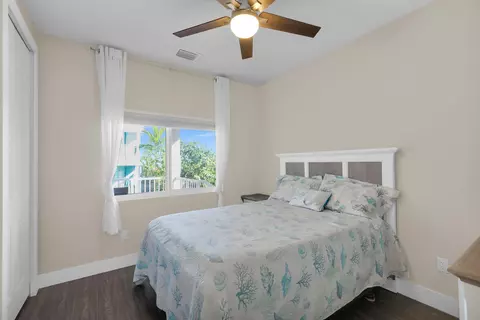 Bedroom - 217 Bruce Ct, Marathon, FL 33050 photo 8 of 10