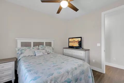 Bedroom - 217 Bruce Ct, Marathon, FL 33050 photo 9 of 10
