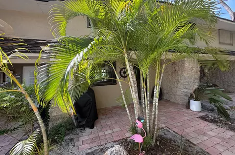 Exterior - 96000 Overseas Highway N4 Boat Hwy, Key Largo, FL 33037 photo 6 of 10