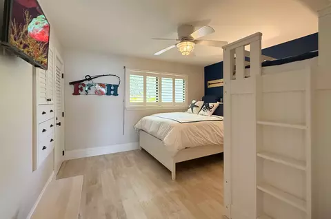 Bedroom - 96000 Overseas Highway N4 Boat Hwy, Key Largo, FL 33037 photo 6 of 10