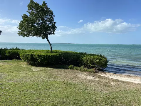 View/Area - 96000 Overseas Highway N4 Boat Hwy, Key Largo, FL 33037 photo 2 of 9