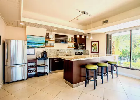 Kitchen - 96000 Overseas Highway N4 Boat Hwy, Key Largo, FL 33037 photo 8 of 8